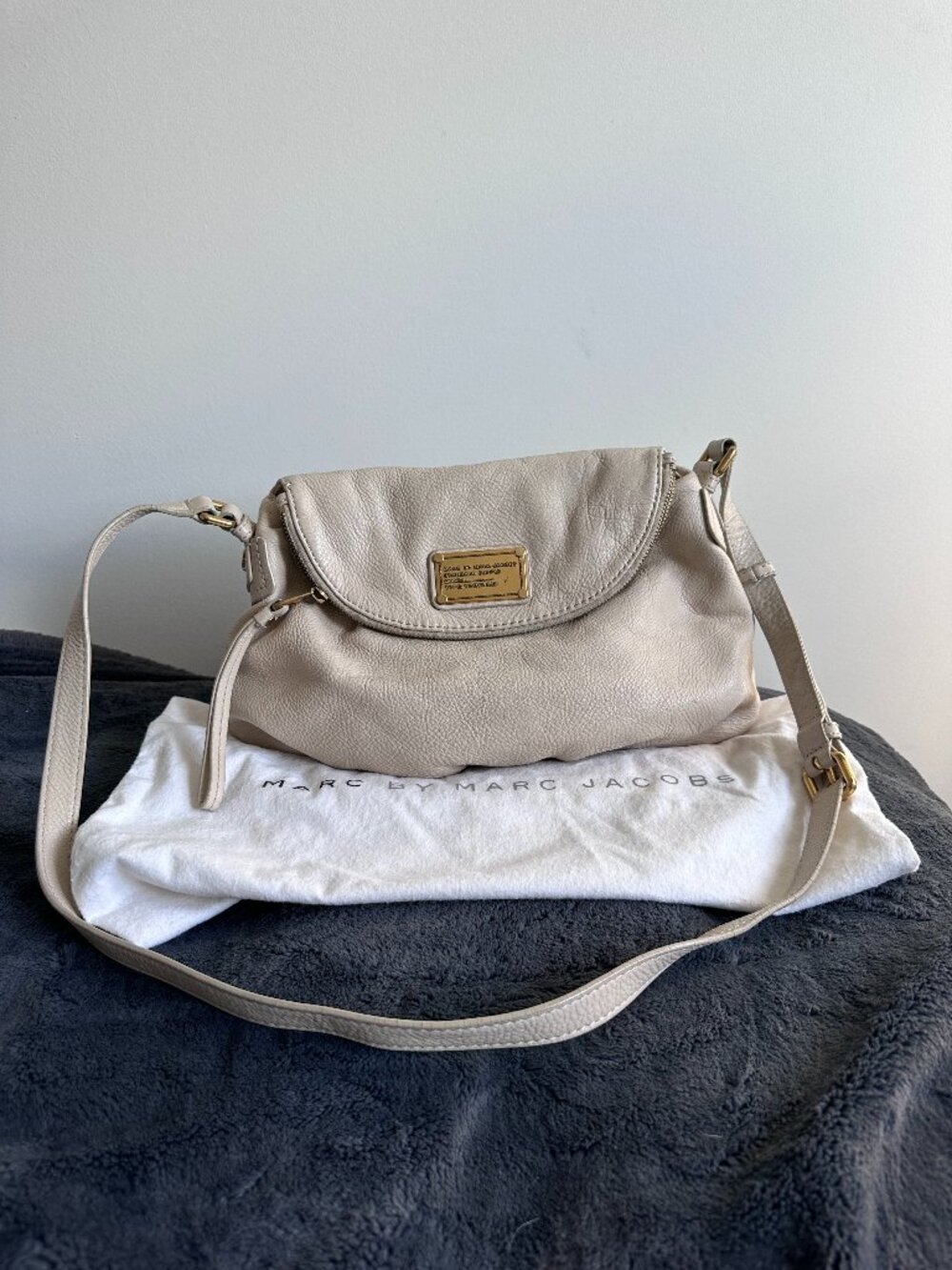 Marc By Marc Jacobs - Classic Q Natasha Crossbody Bag - Cream/Off-White